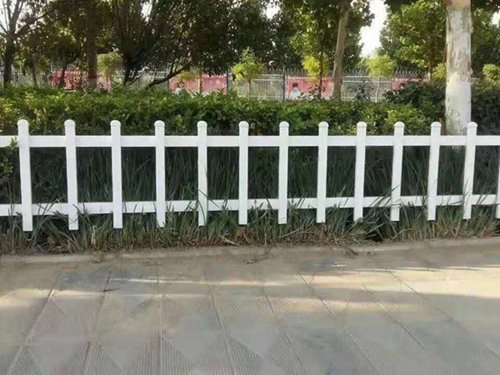 鋅鋼草坪護(hù)欄 